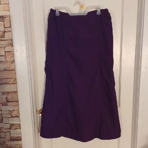 Butter-Soft Scrub  Maxi Skirt in Deep Purple Large